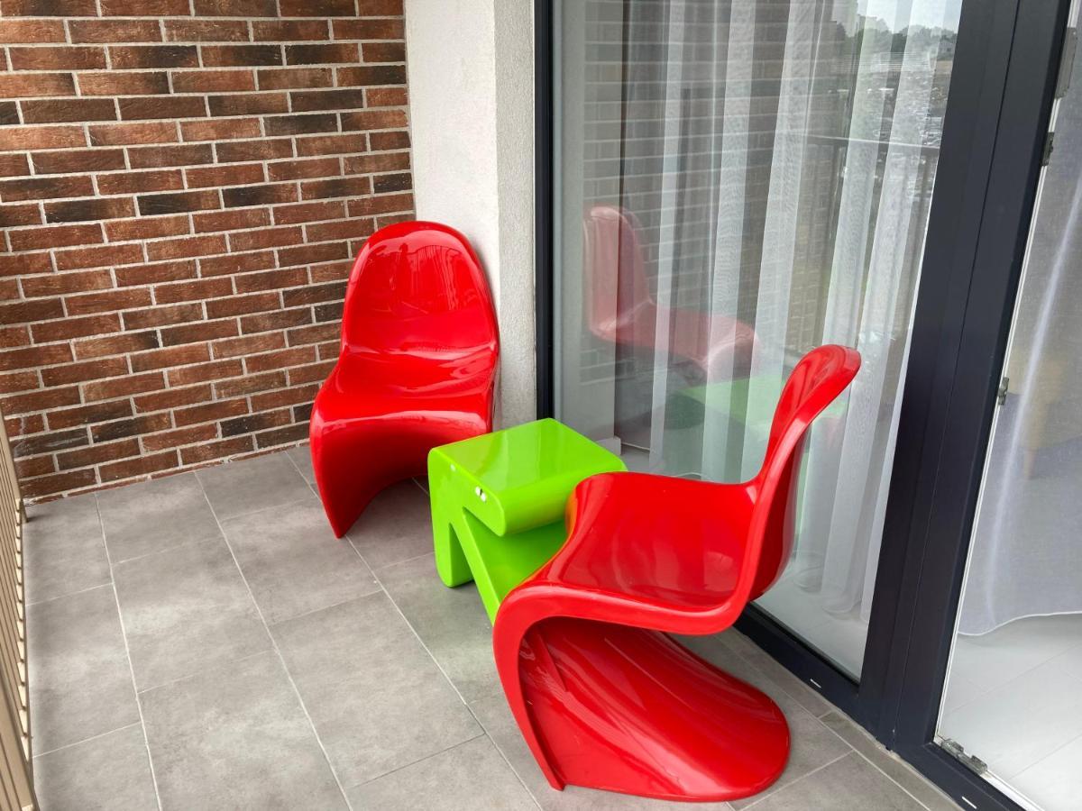 Apartamentul Max, Practic Si Confortabil Oradea Exterior foto